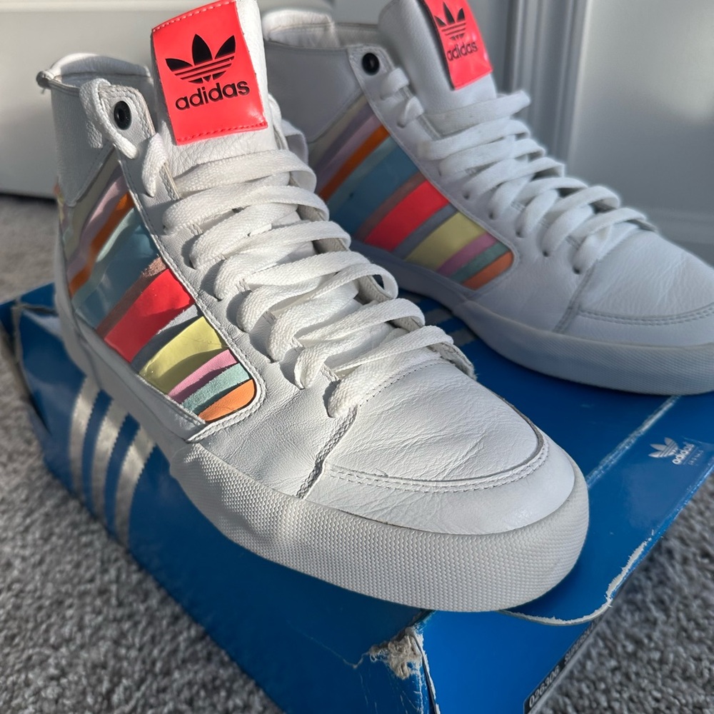 Adidas Consortium Super skate streets multi Striped High-Top Sneakers